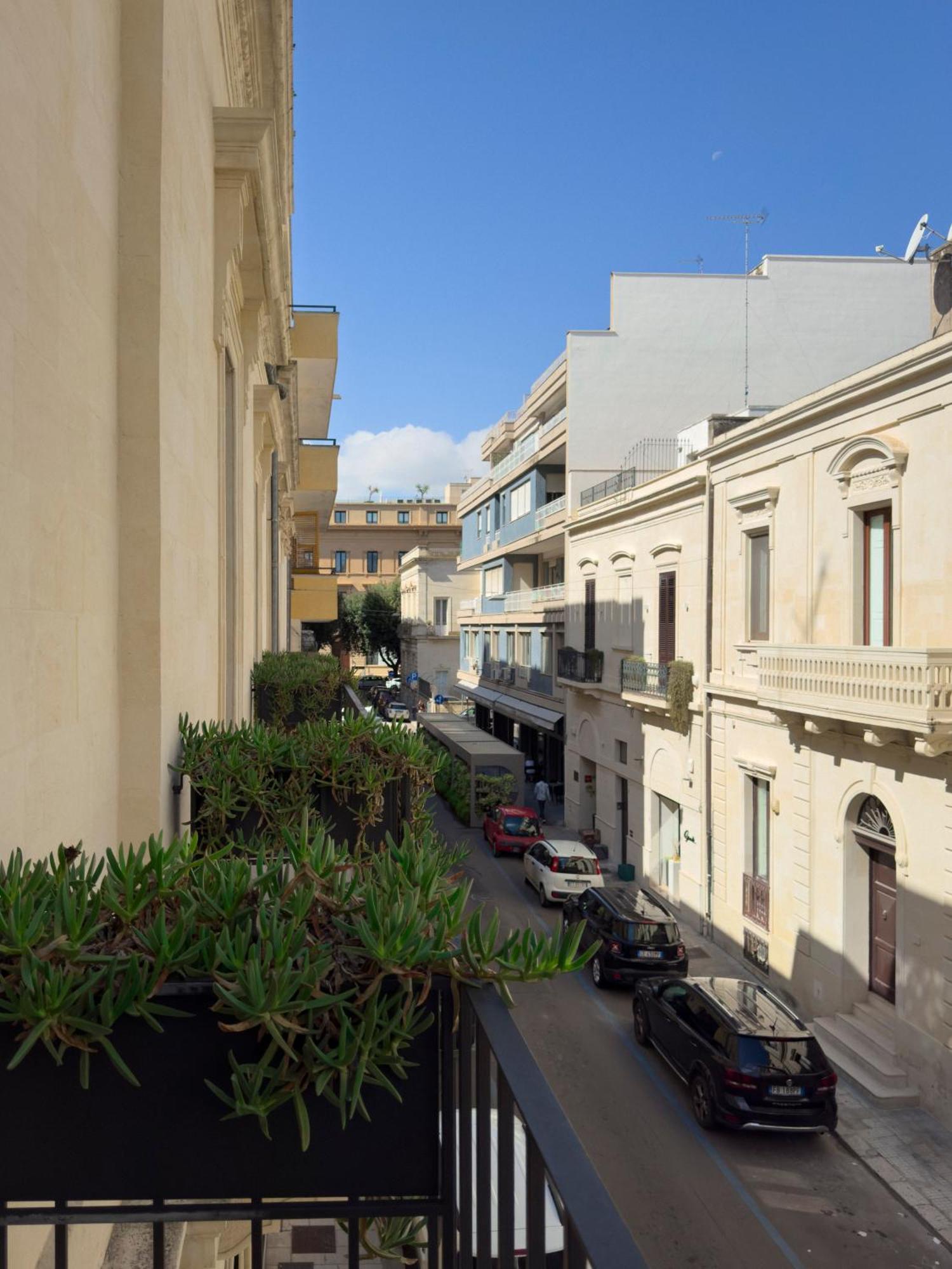 Casa 300Mila Lecce Exterior foto